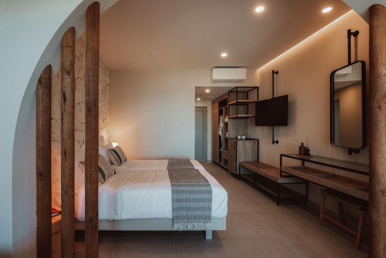 Superior Double Room Beach Front Sea View
