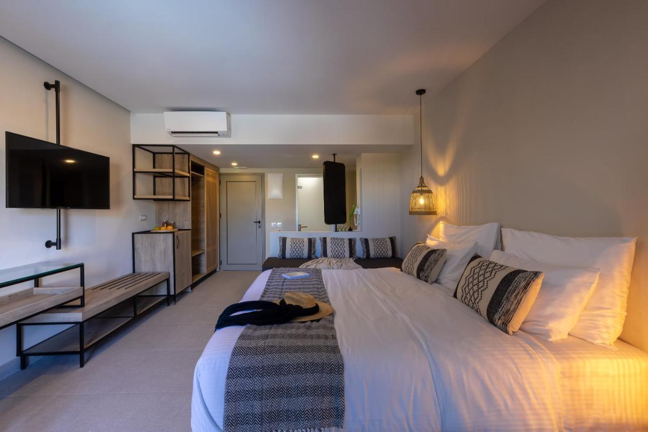 Superior Double Room Private Pool